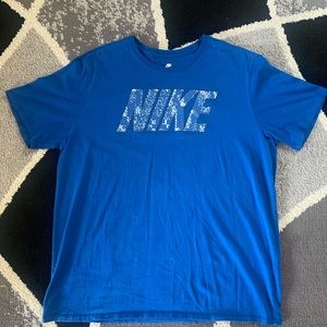 Nike T-Shirt